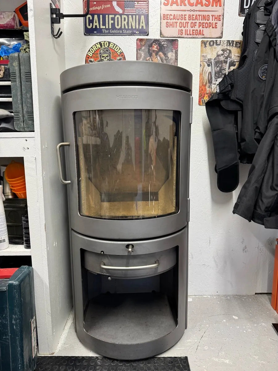 HWAM freestanding stove - Image 1