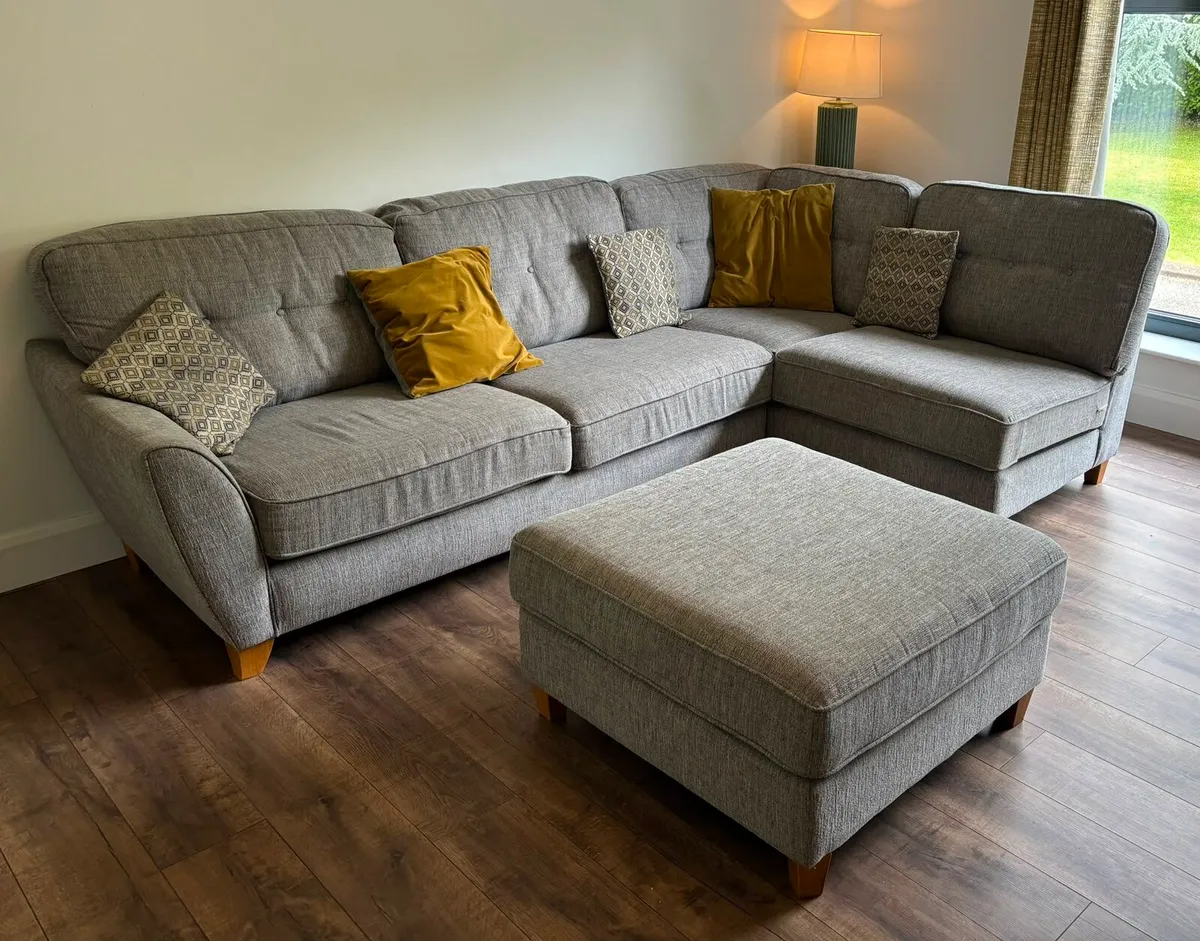 L‑Shaped Grey Fabric Couch – 260 cm x 180 cm - Image 1