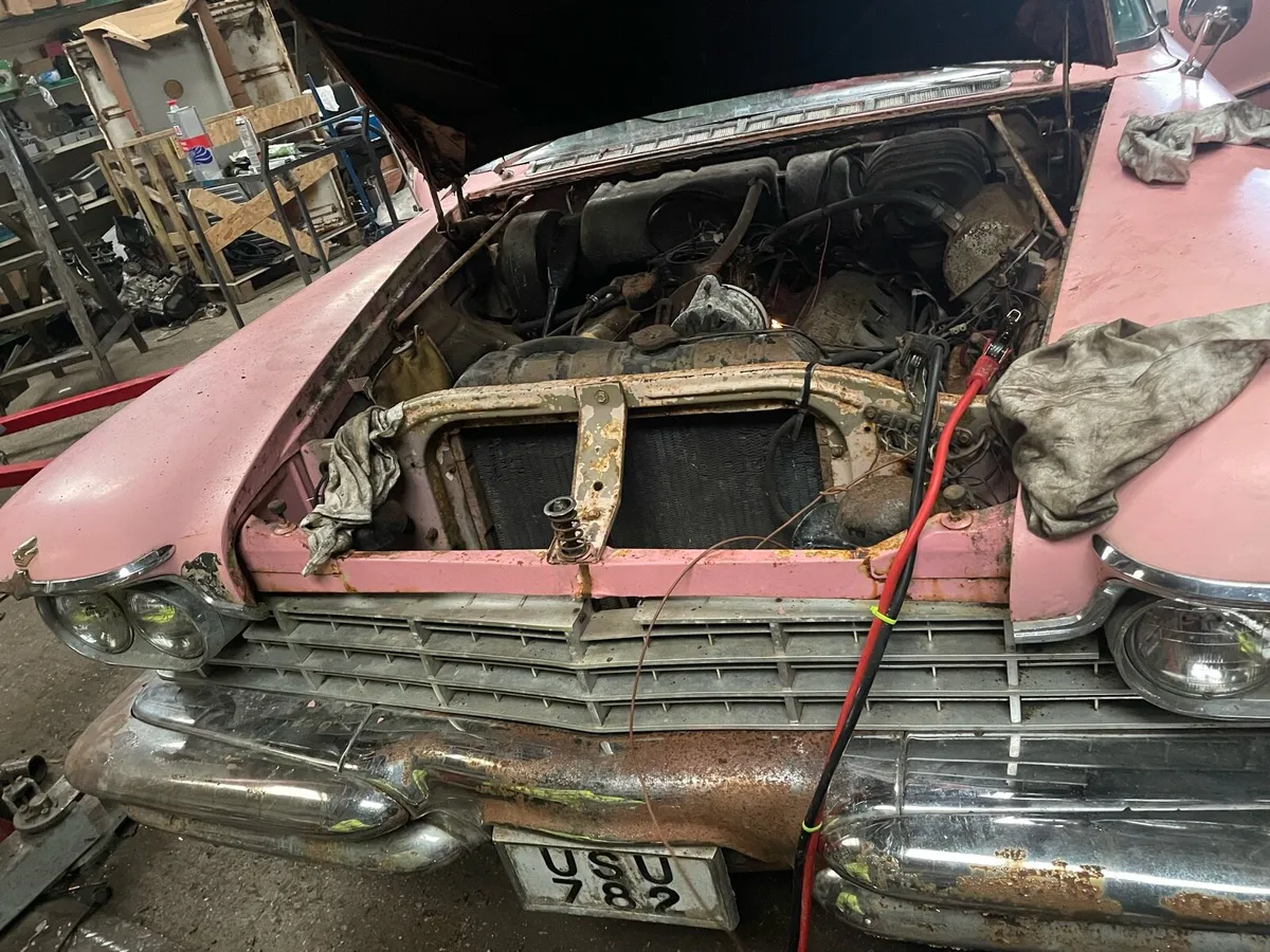 Chrysler Imperial - Image 3