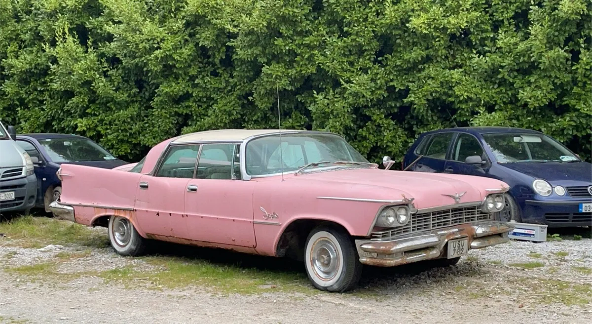 Chrysler Imperial - Image 1