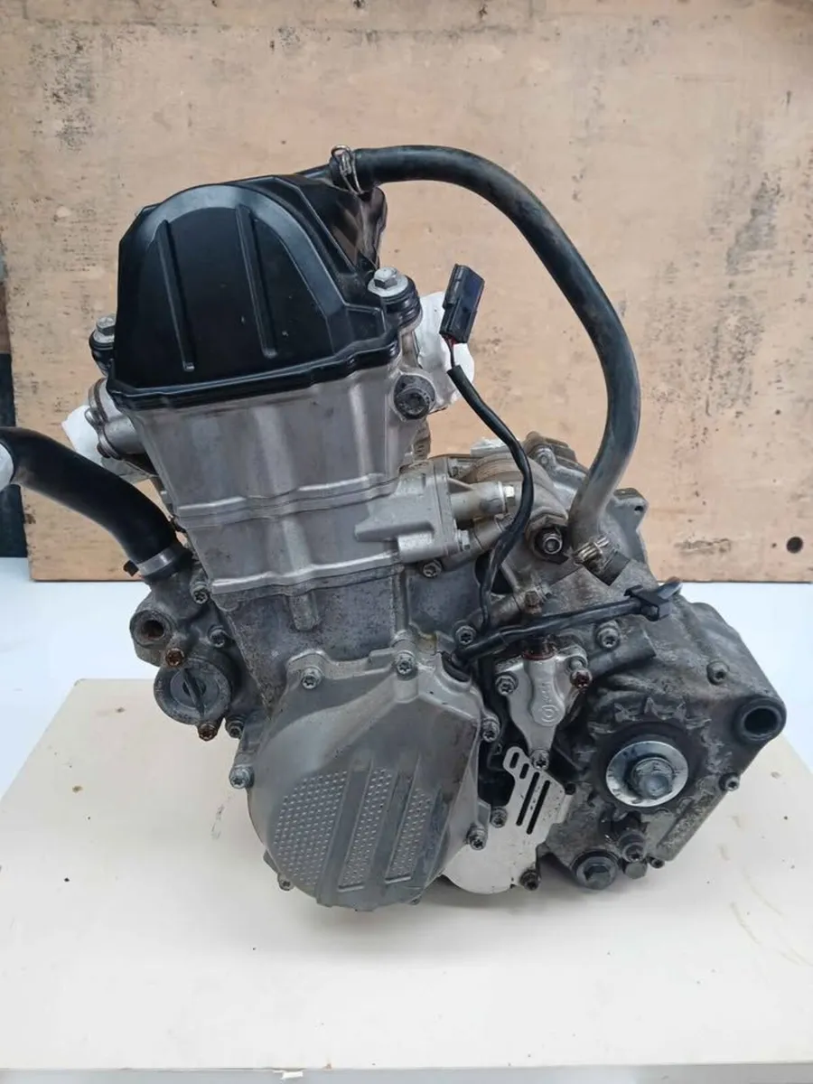 2017 KTM 450 SXF engine with 4 speed gear box. - Image 2