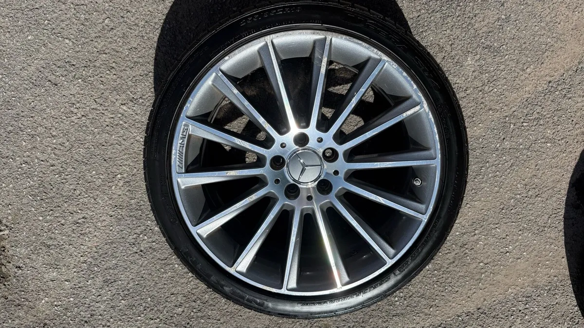 Genuine Mercedes Benz AMG alloys 19inch - Image 2