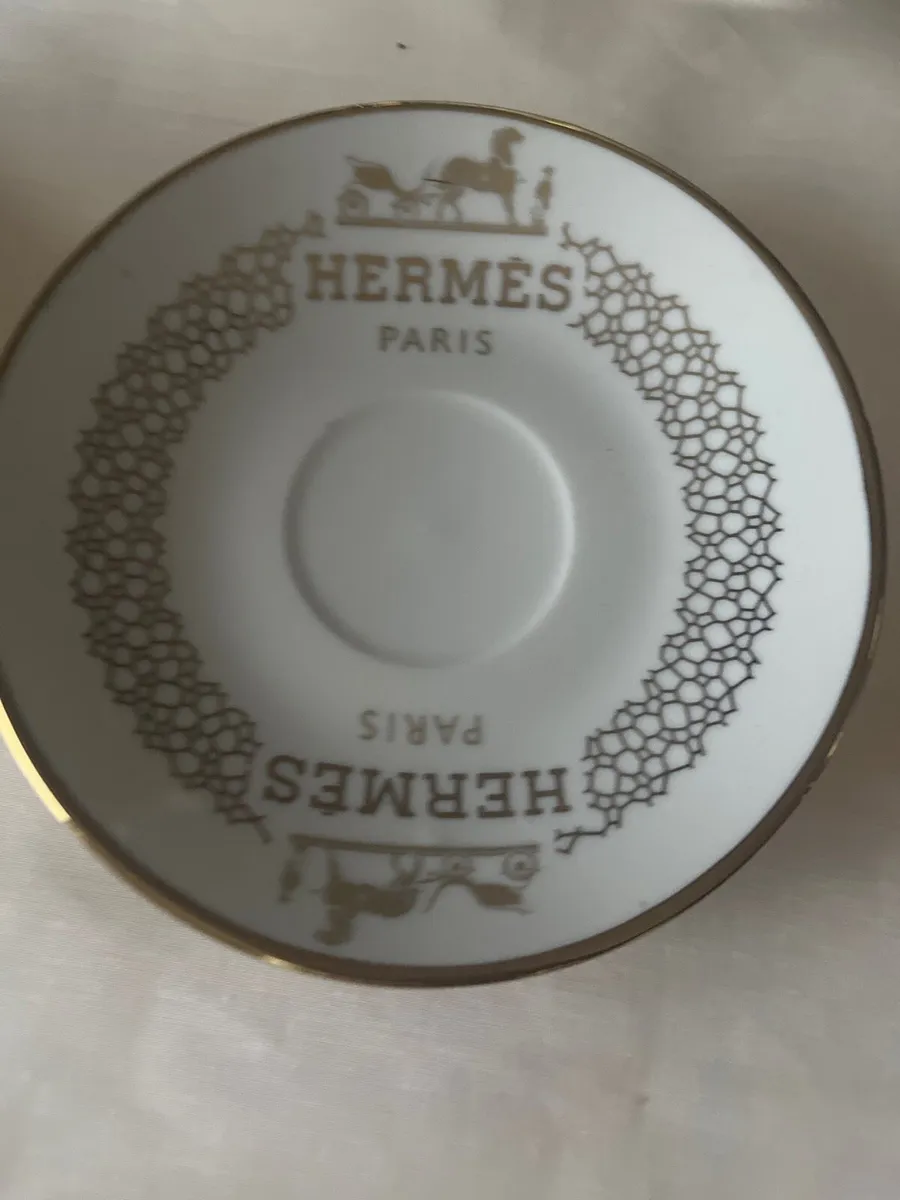 Four sets of ware - Image 4