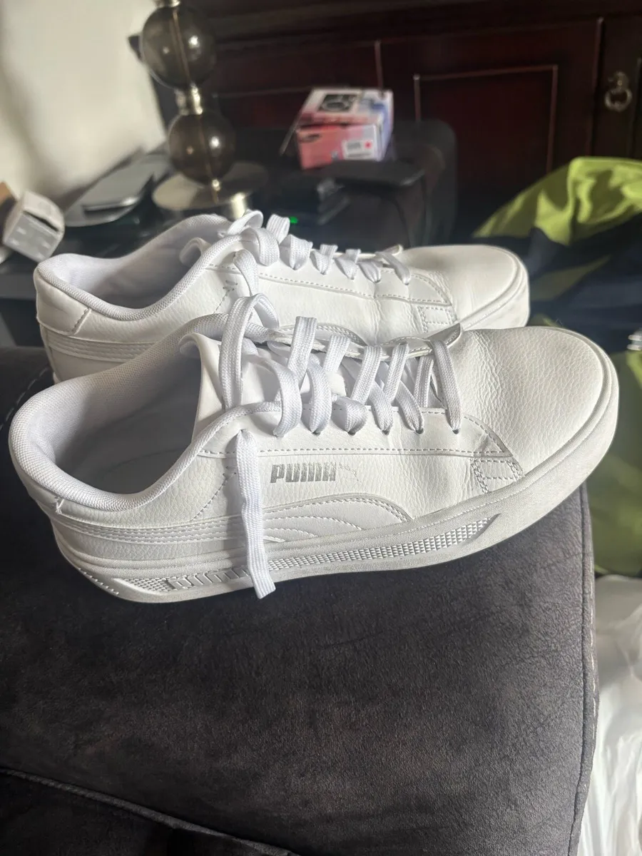 Women’s Shoes - Image 4