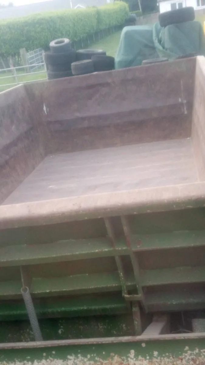 20 tonne Dump trailer - Image 2