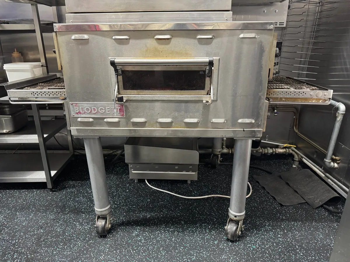 Pizza oven - Image 1