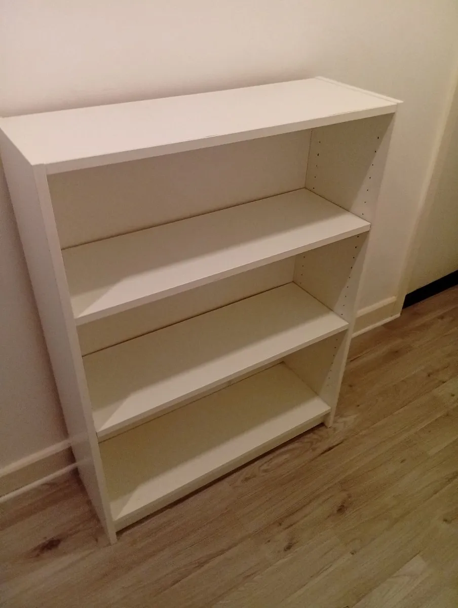 White bookcase Billy - Image 1