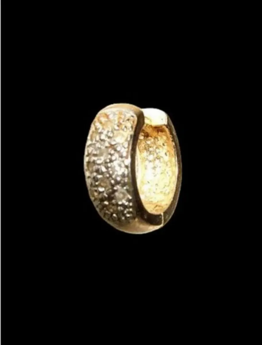 Vintage Hallmarked Yellow Gold Diamond Ear Cuff - Image 2