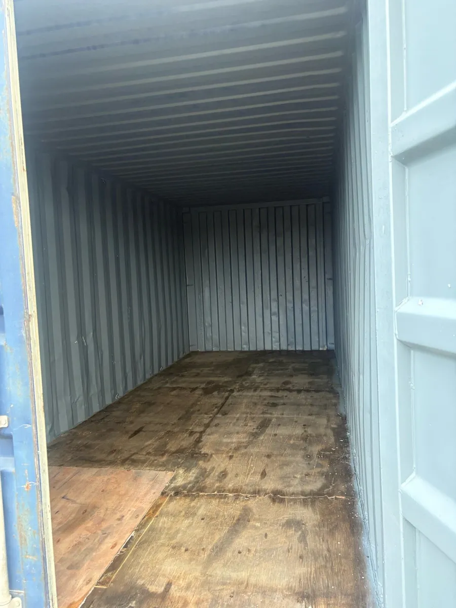 20ft Containers Used - Image 3