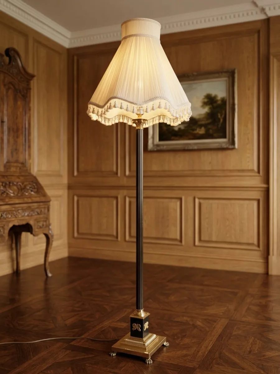Vintage brass standard lamp - Image 2