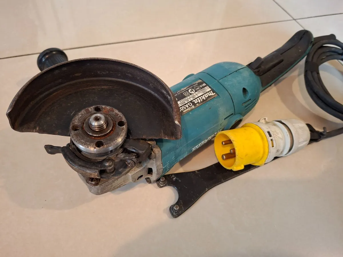 Makita GA5021 125mm Grinder 110v - Image 1