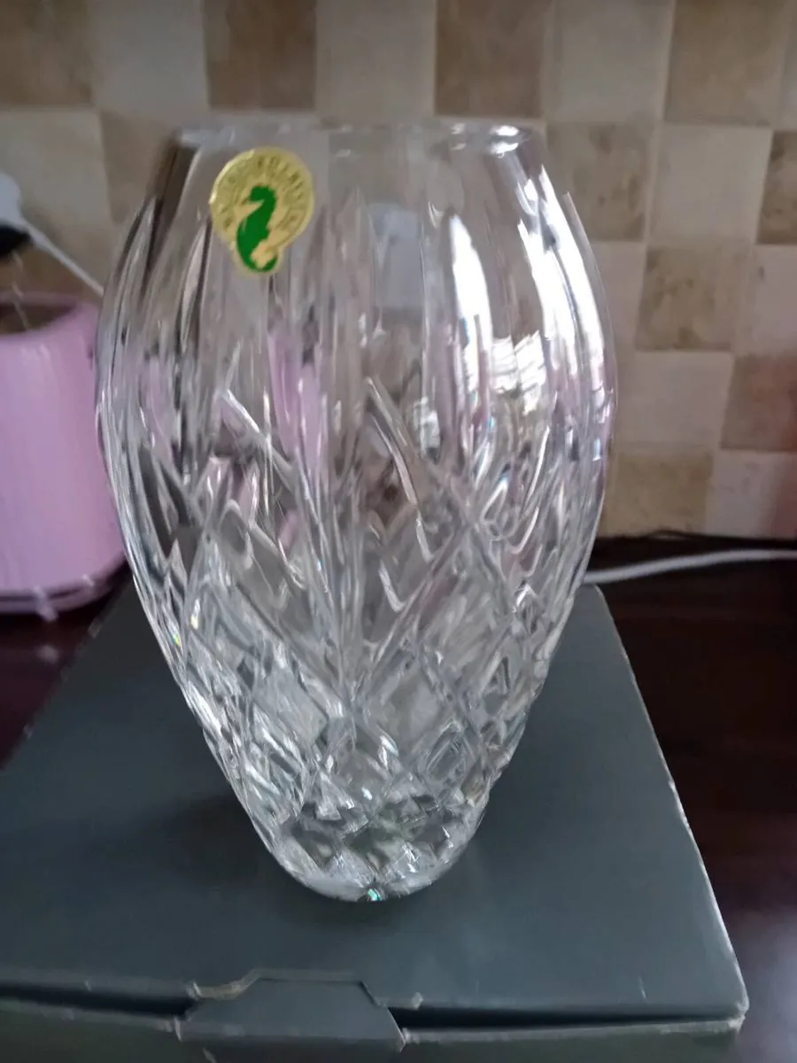 WATERFORD CRYSTAL VASE NEW BOXED - Image 1