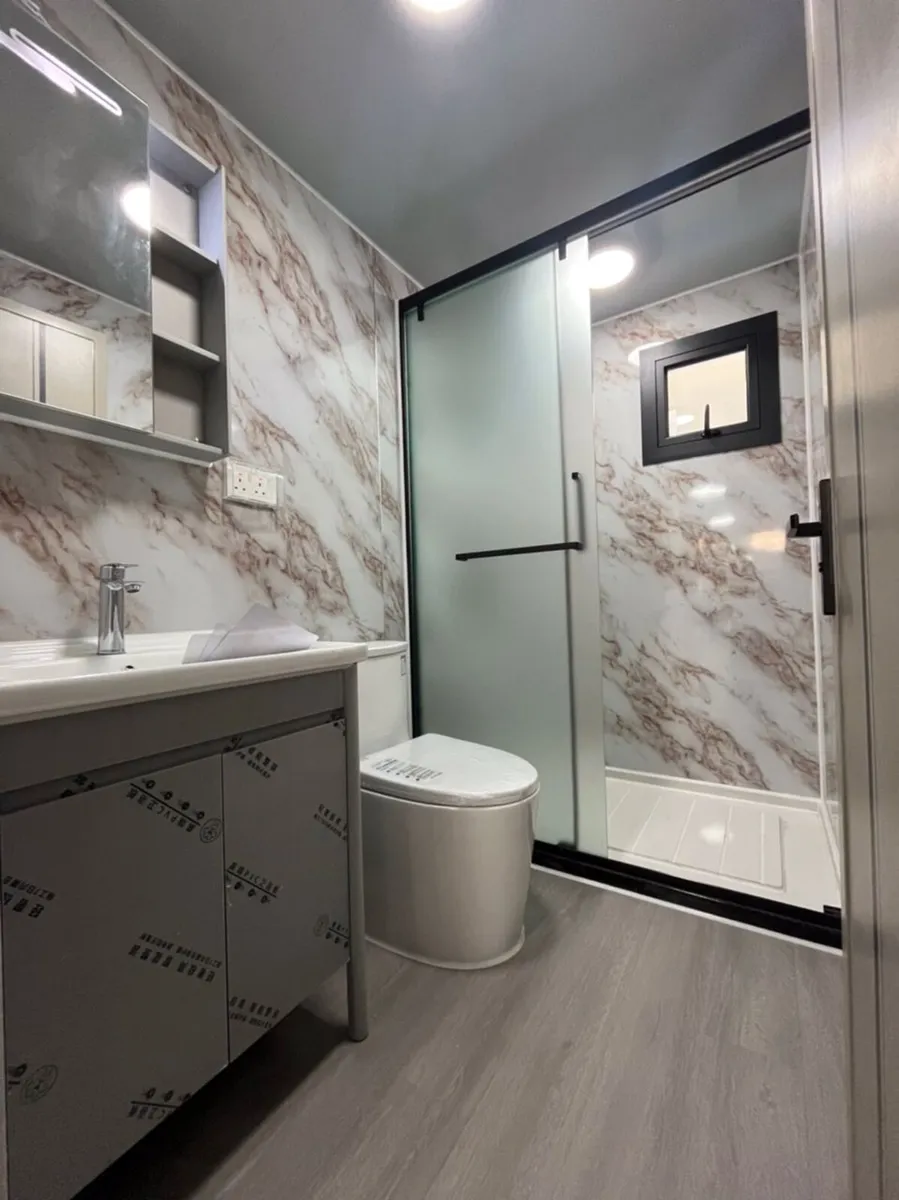 700 sq foot Airbnb mod home - Image 2
