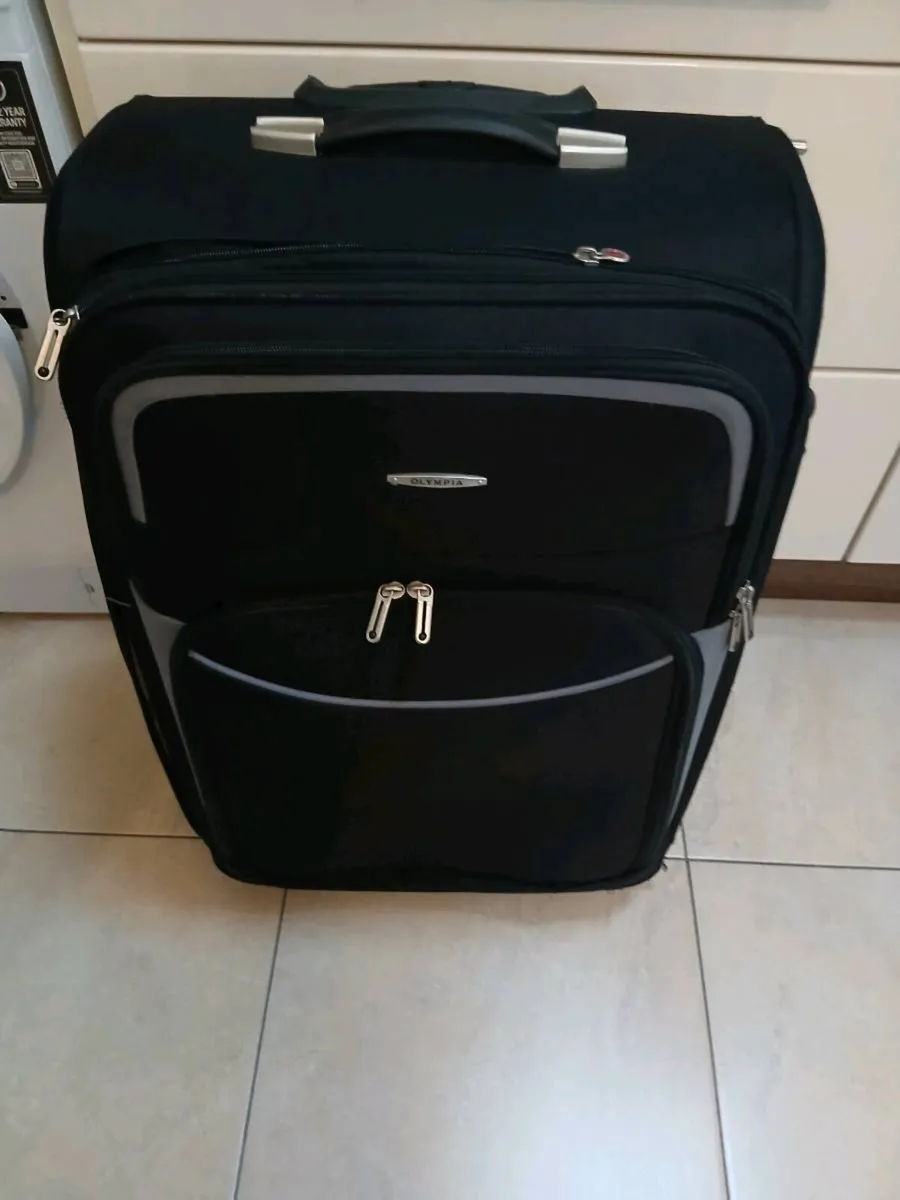 EXTRA LARGE SUITCASE 2 WHEELS - Image 1