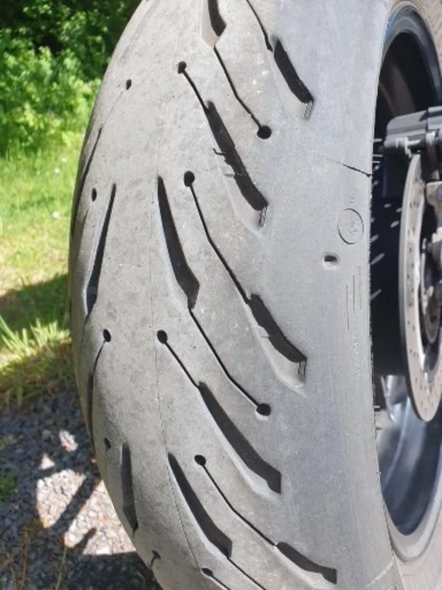 YAMAHA  MT 07 - Image 2