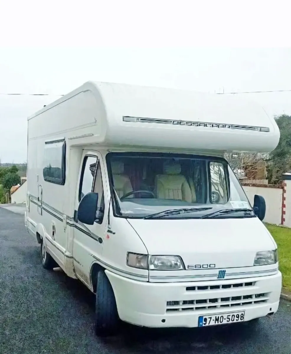 Camper - Image 1
