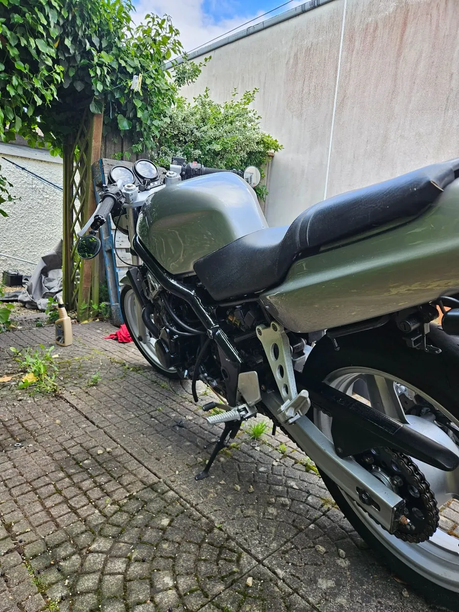 Honda CB400 - Image 3
