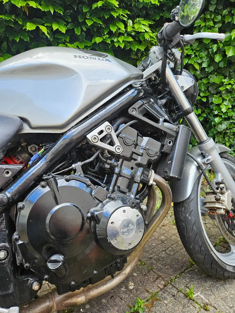 Honda CB400 - Image 4