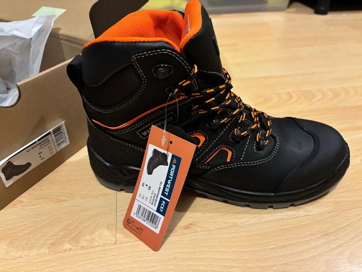 Work Boots - Image 3