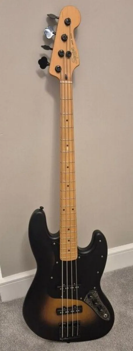 Squier Jazz bass 40th anniversary - Image 1