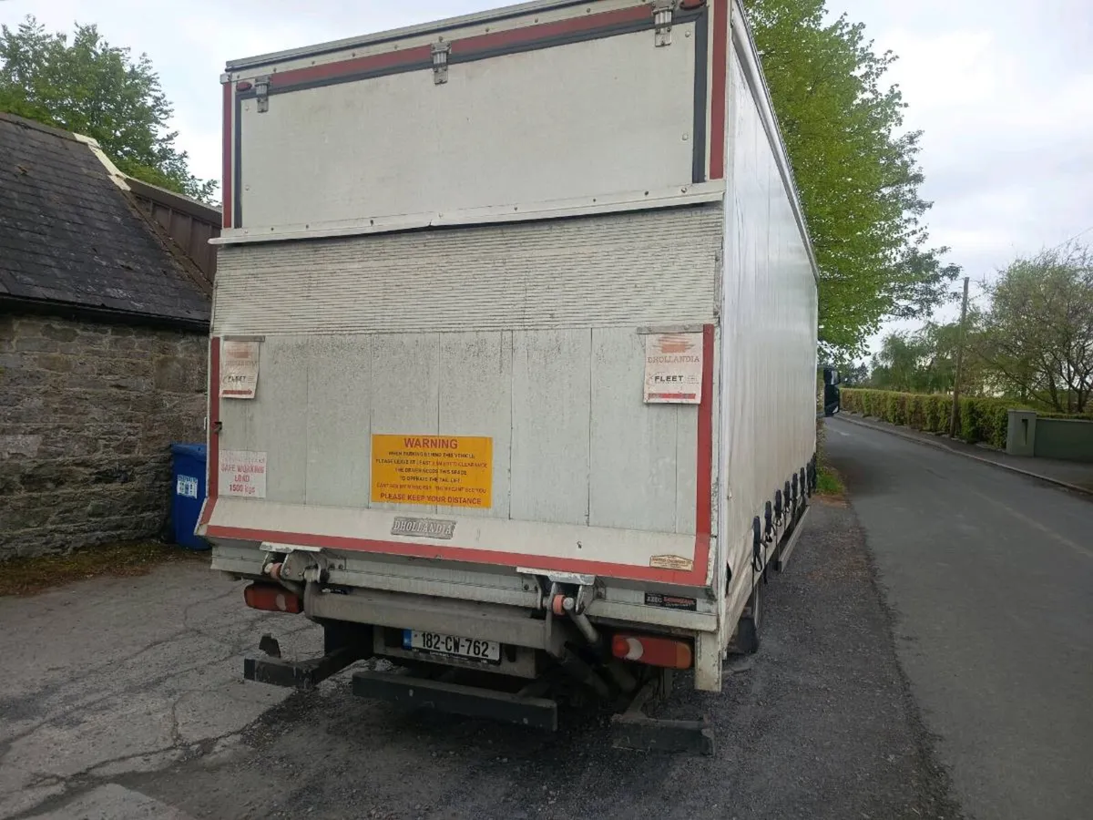 Iveco truck - Image 3