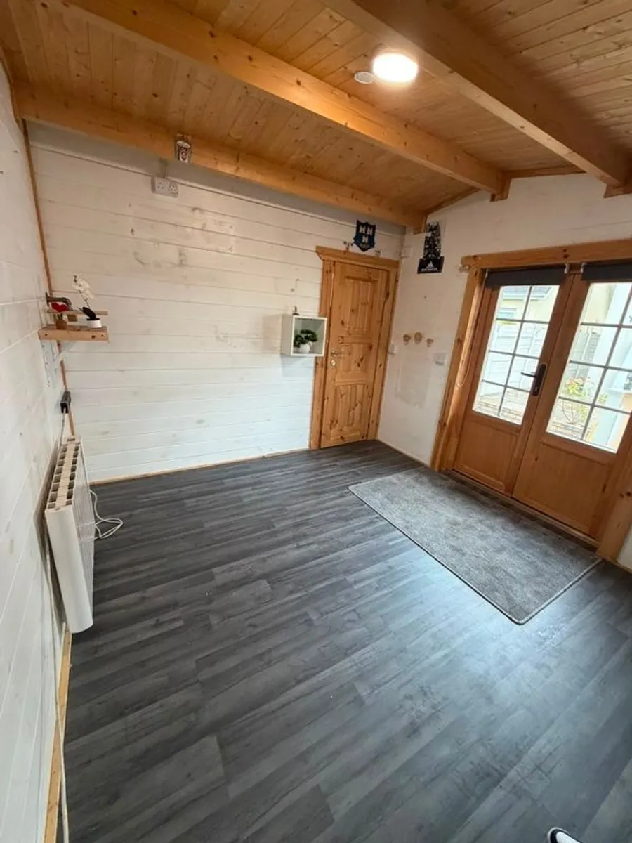 Home cabin - Image 3