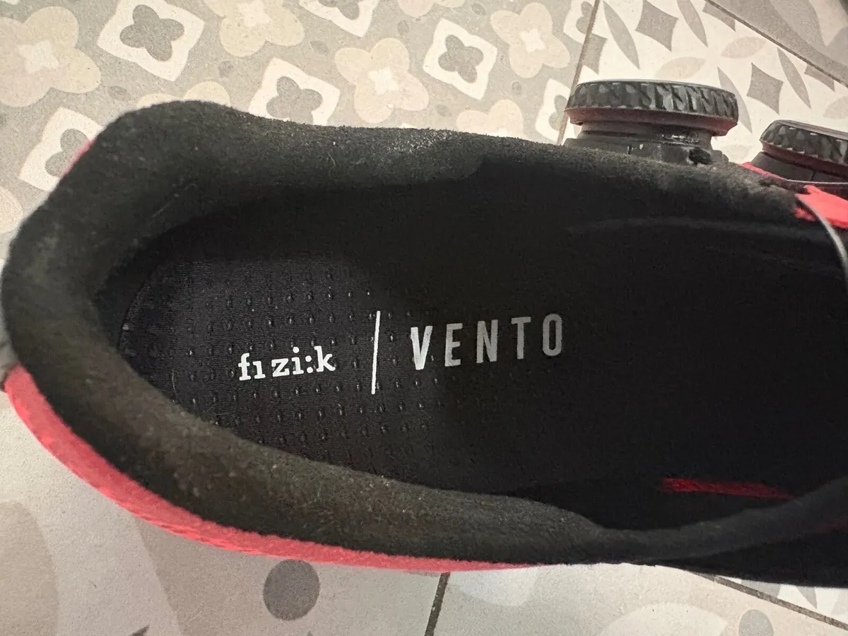Fizik Vento Infinito carbon sole road shoes - Image 3