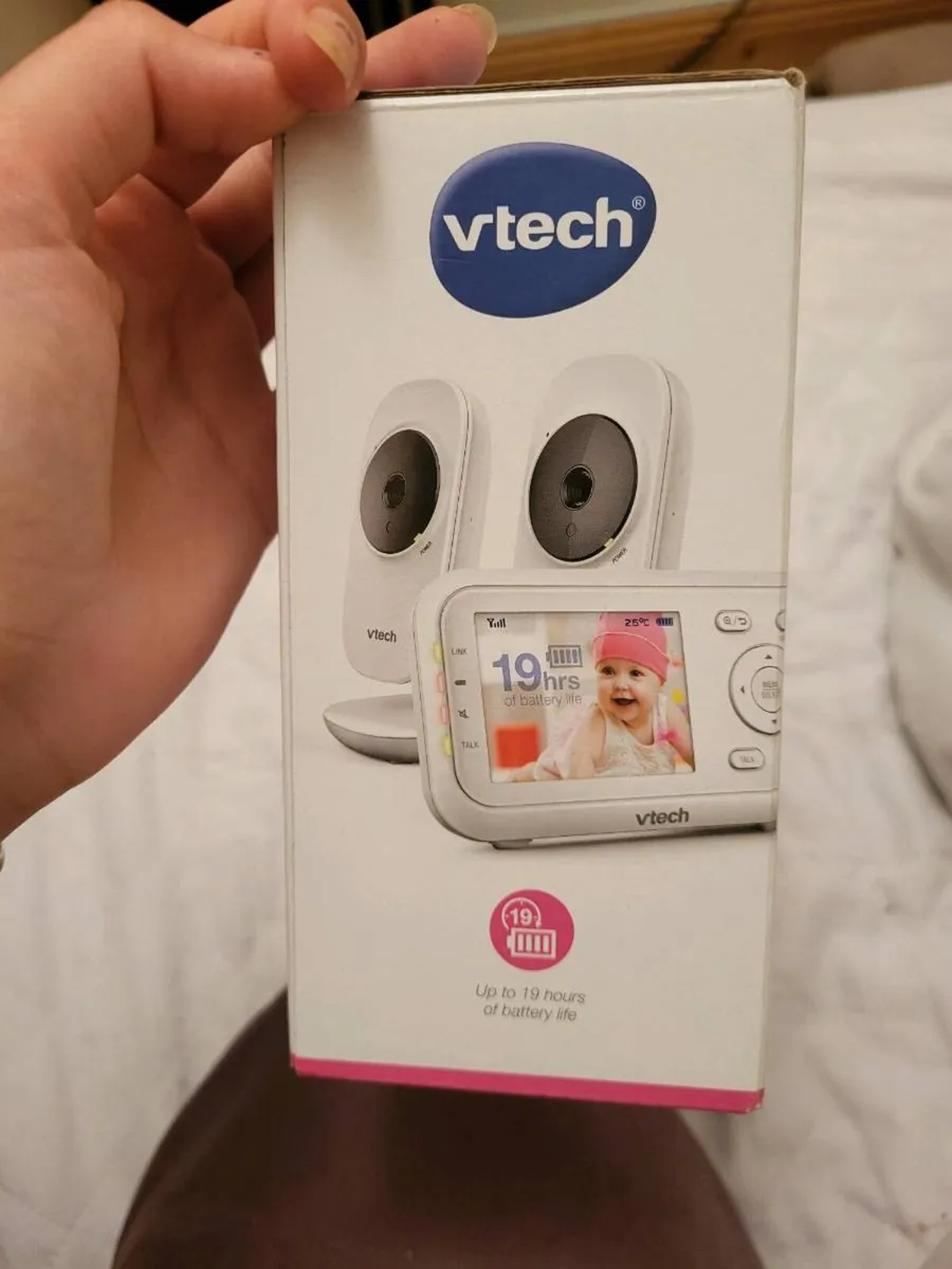 Baby video monitor v tech with 2 cameras - Image 4