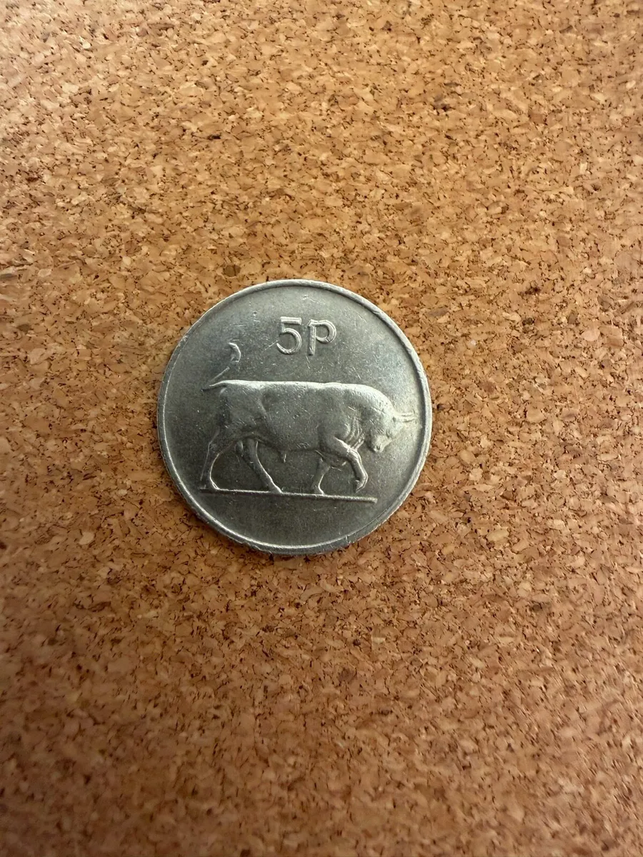 1980 Ireland 5p Coin – Pre-Euro Irish Decimal Coin - Image 1