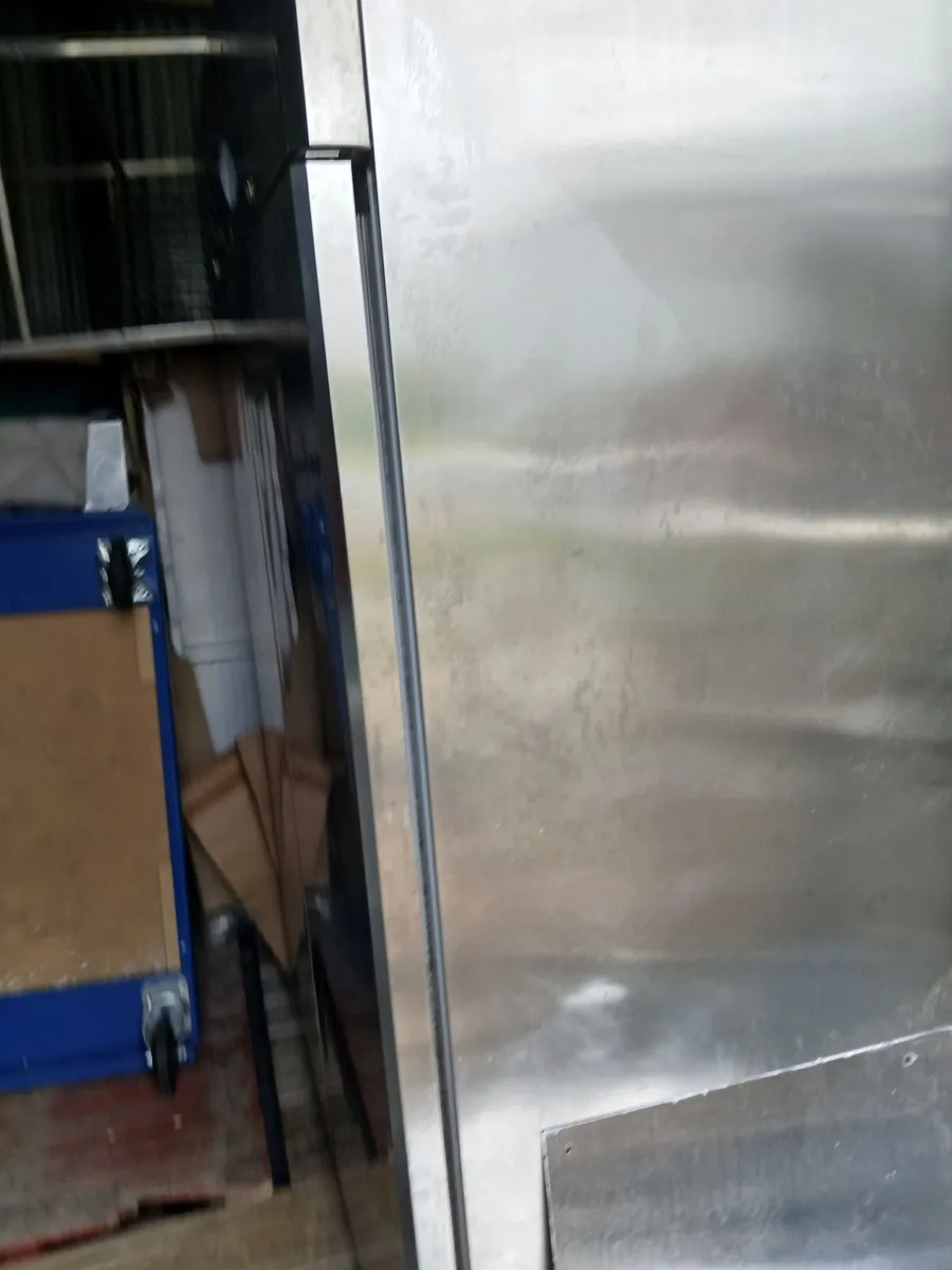 Commercial catering double fridge unit deluvered - Image 3