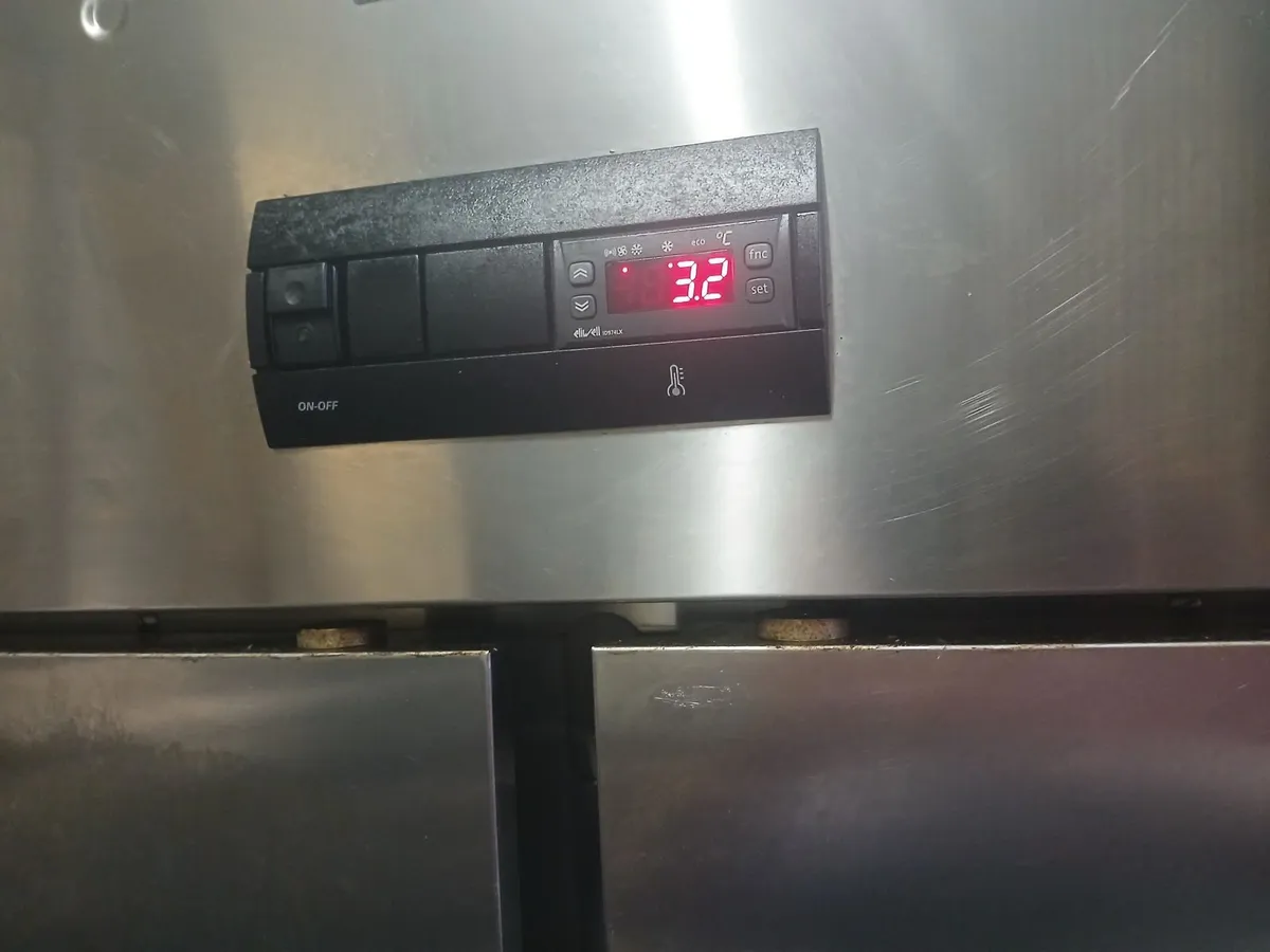 Commercial catering double fridge unit deluvered - Image 4
