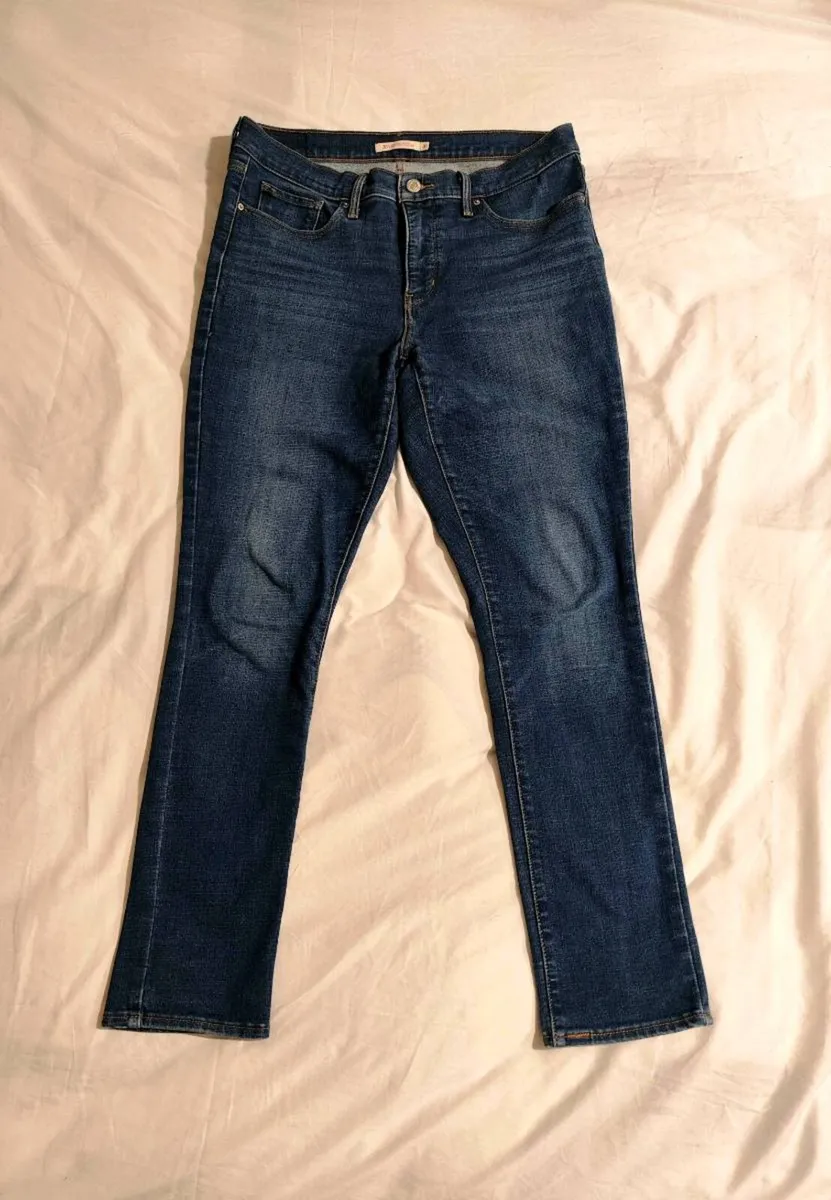 Levi’s 311 Shaping Skinny Jeans — Size 31 — Blue D - Image 3