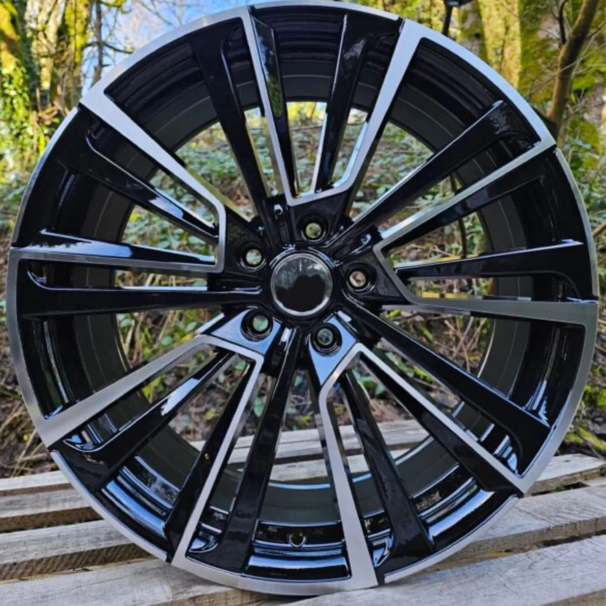 19” Skoda 5x112 black / pol