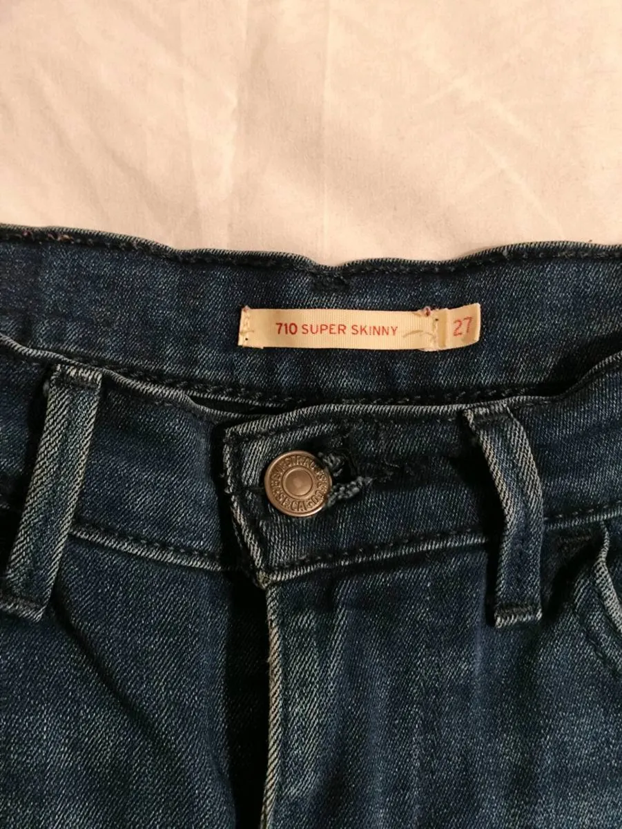 Levi’s 710 Super Skinny Jeans — Size 27 — Dark Blu - Image 3