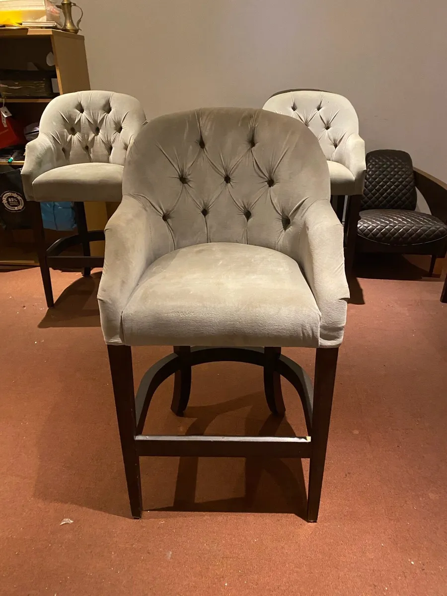 4x heavy stools - Image 1