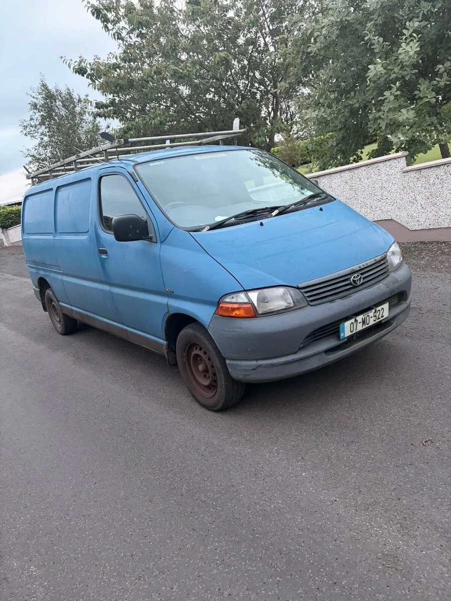 Toyota hiaces 2007 2.5 Diesel long wheel base - Image 1