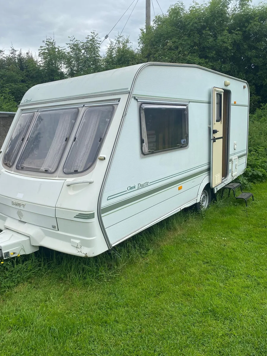 Caravan - Image 1