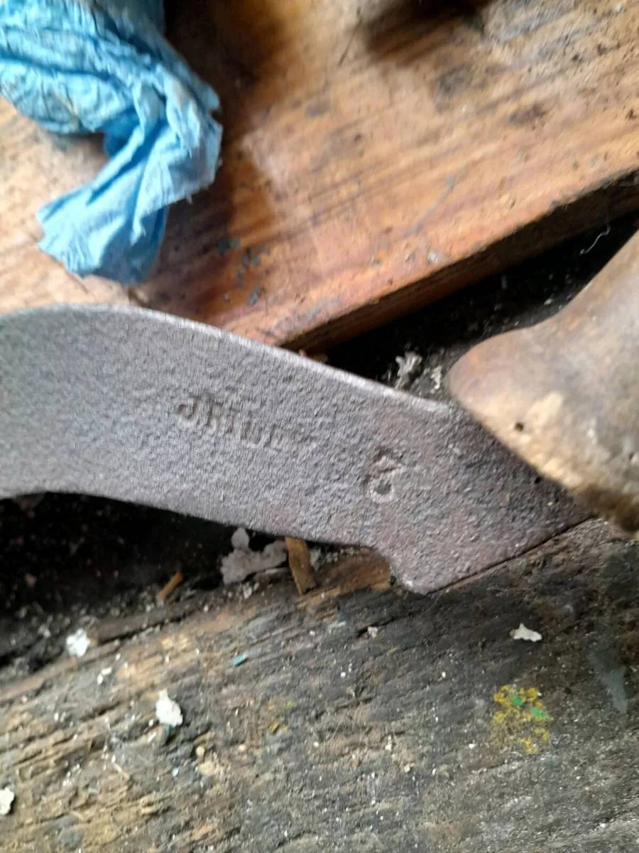 Vintage j Riley 3 billhooke - Image 4