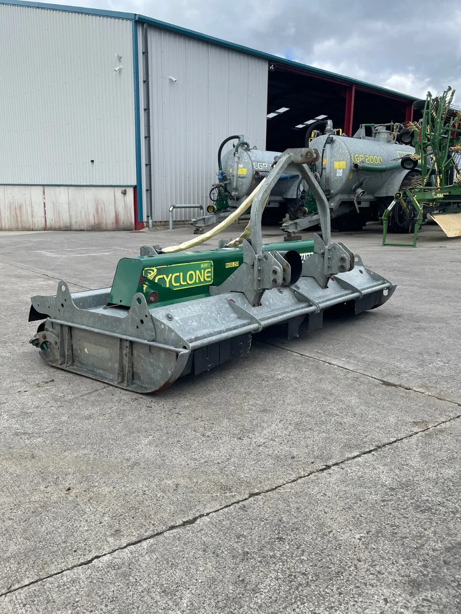 Major MJ30-250 Cyclone - Image 2