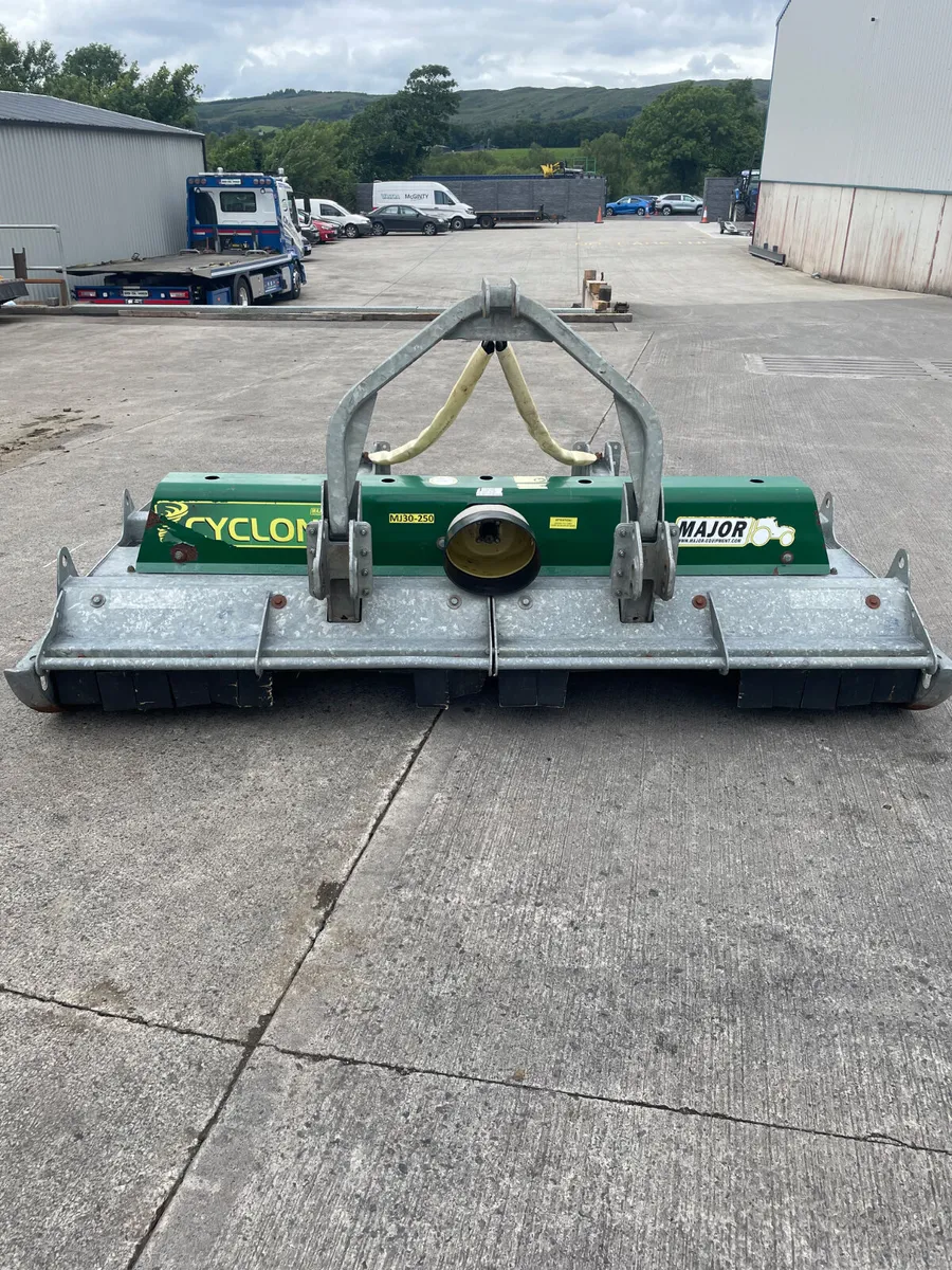 Major MJ30-250 Cyclone - Image 3