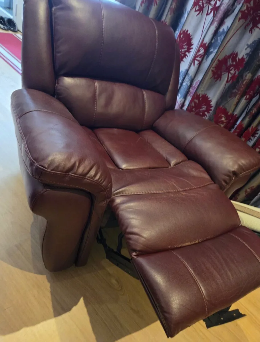 Reclining Leather Chair - Image 3