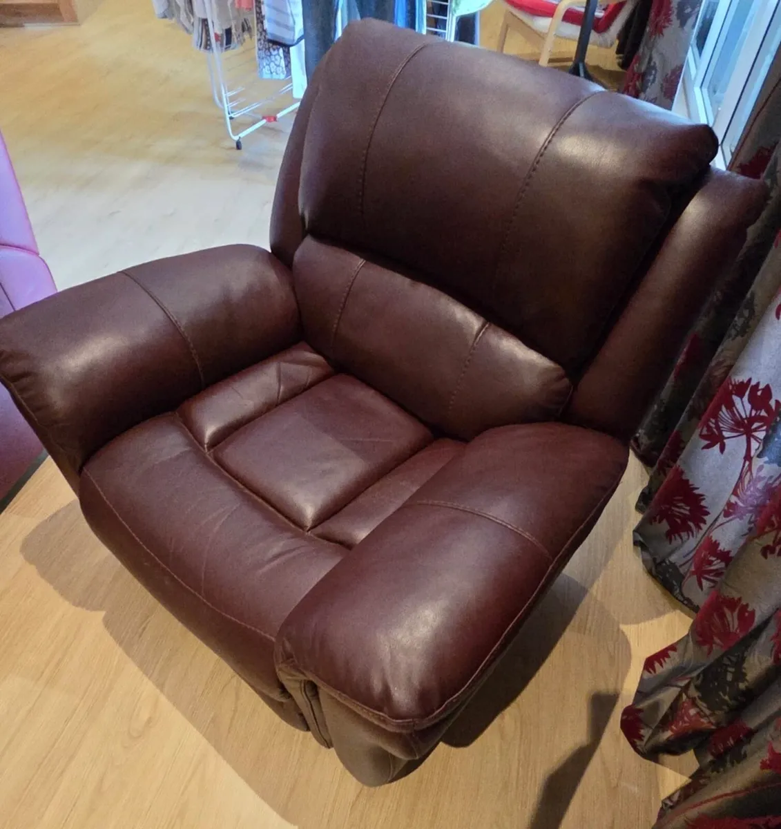 Reclining Leather Chair - Image 4
