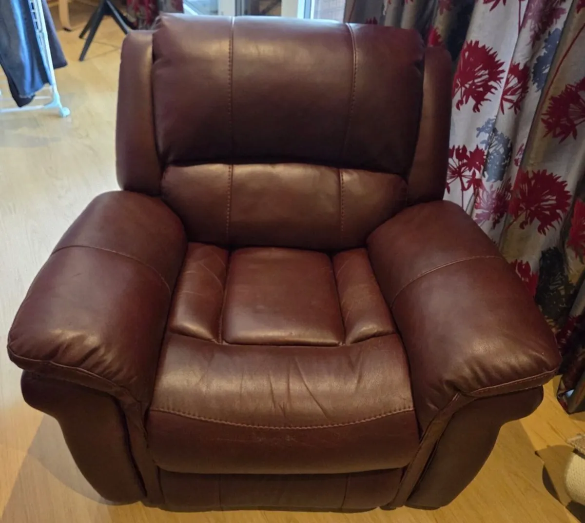 Reclining Leather Chair - Image 1
