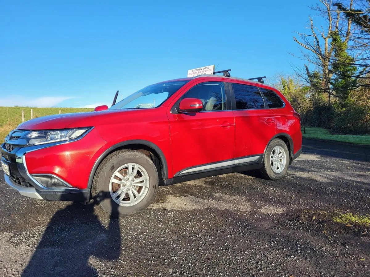 Mitsubishi Outlander commercial jeep - Image 1