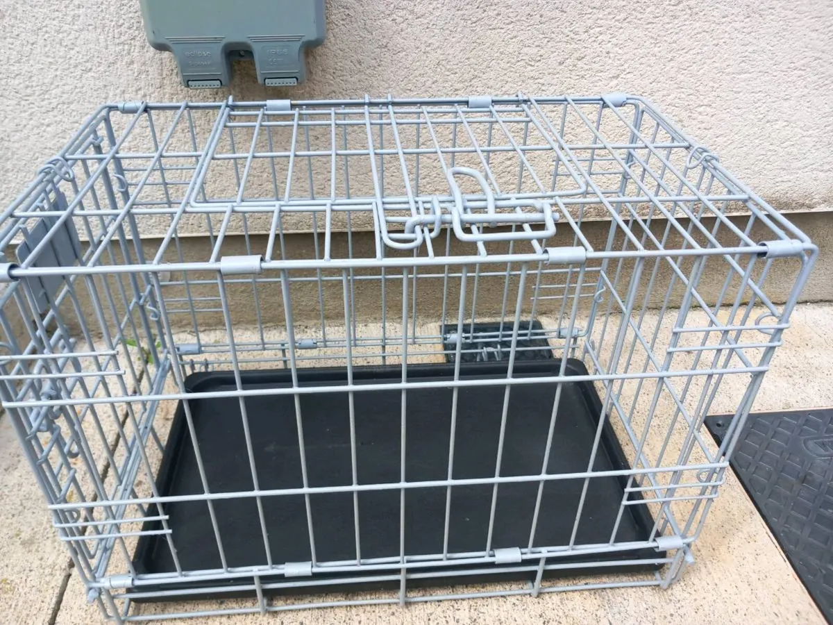 Small dog travel crate - Image 4