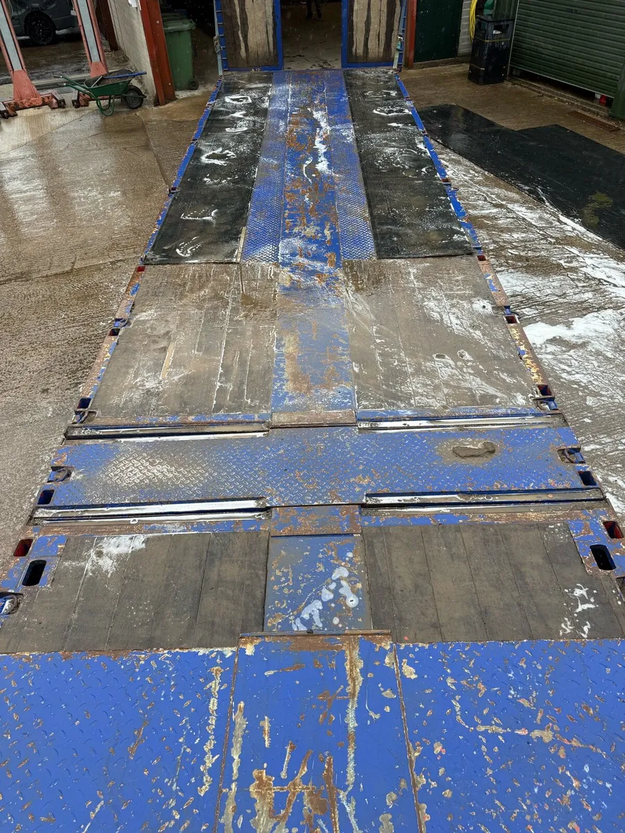 Broshuis 4 axle lowloader - Image 3