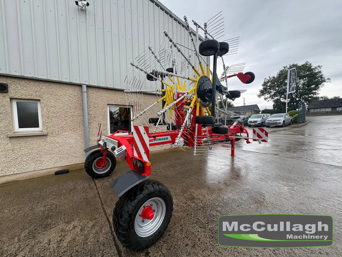 2017 Pottinger 762 Twin Rotor Rake - Image 3