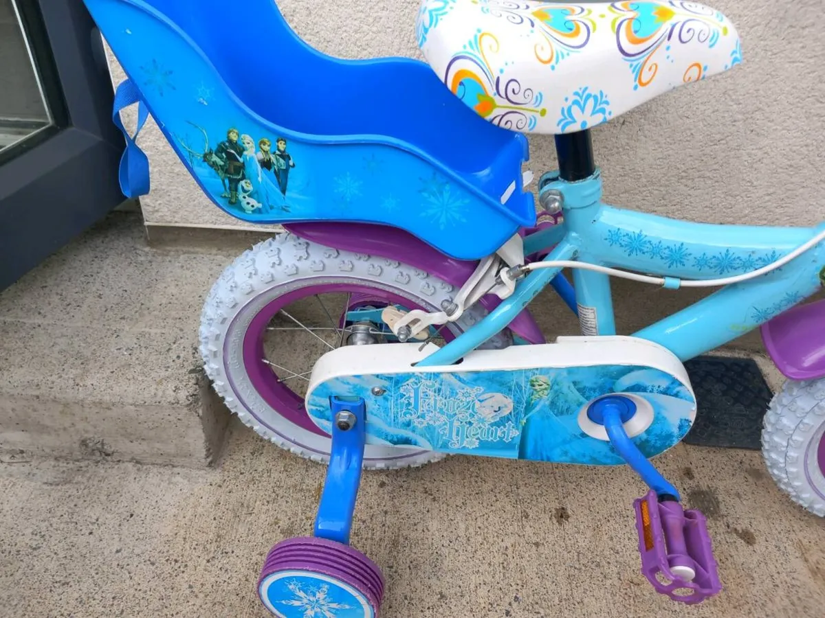 Kids frozen bike size 12 inch wheels - Image 3