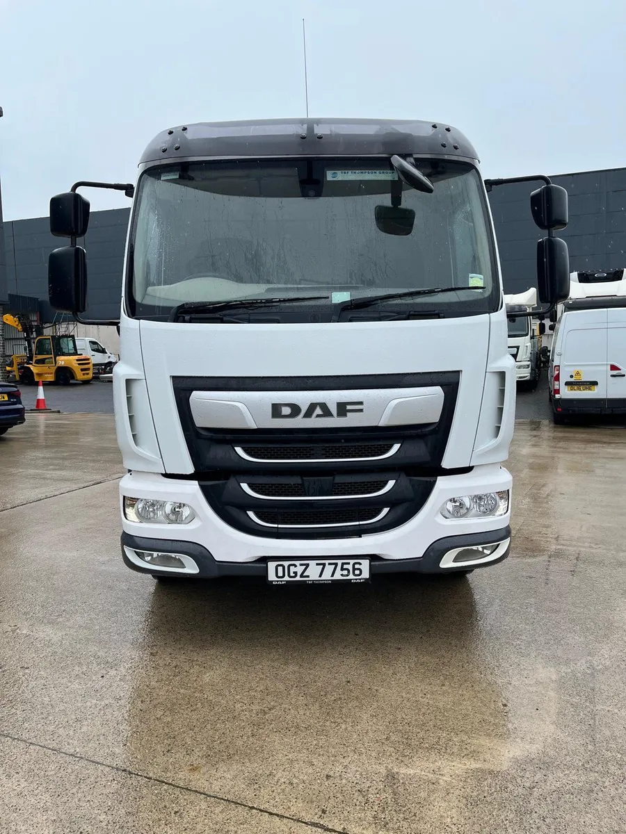 October 2019 DAF LF 230 16T Chassis Cab - Image 2