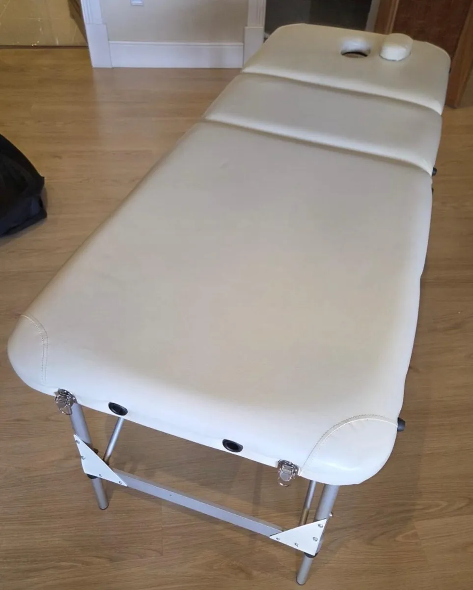 Massage table - Image 2